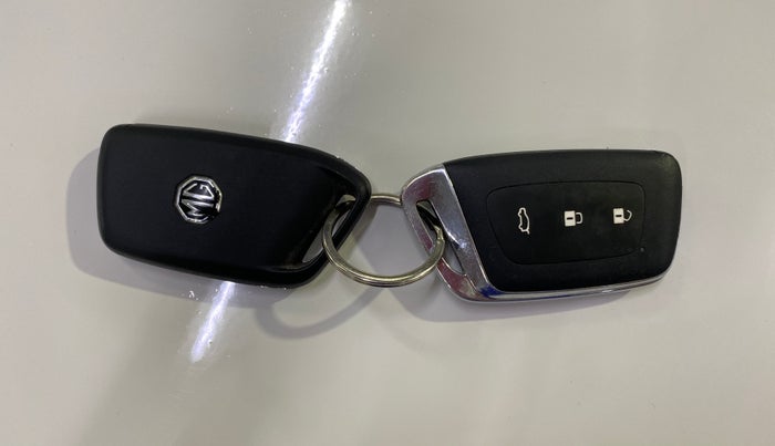 2021 MG HECTOR SHARP HYBRID 1.5 PETROL, Petrol, Manual, 40,268 km, Key Close Up