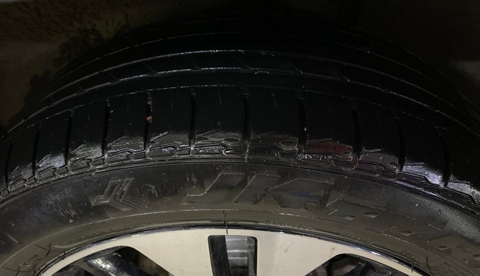 2021 MG HECTOR SHARP HYBRID 1.5 PETROL, Petrol, Manual, 40,268 km, Left Rear Tyre Tread