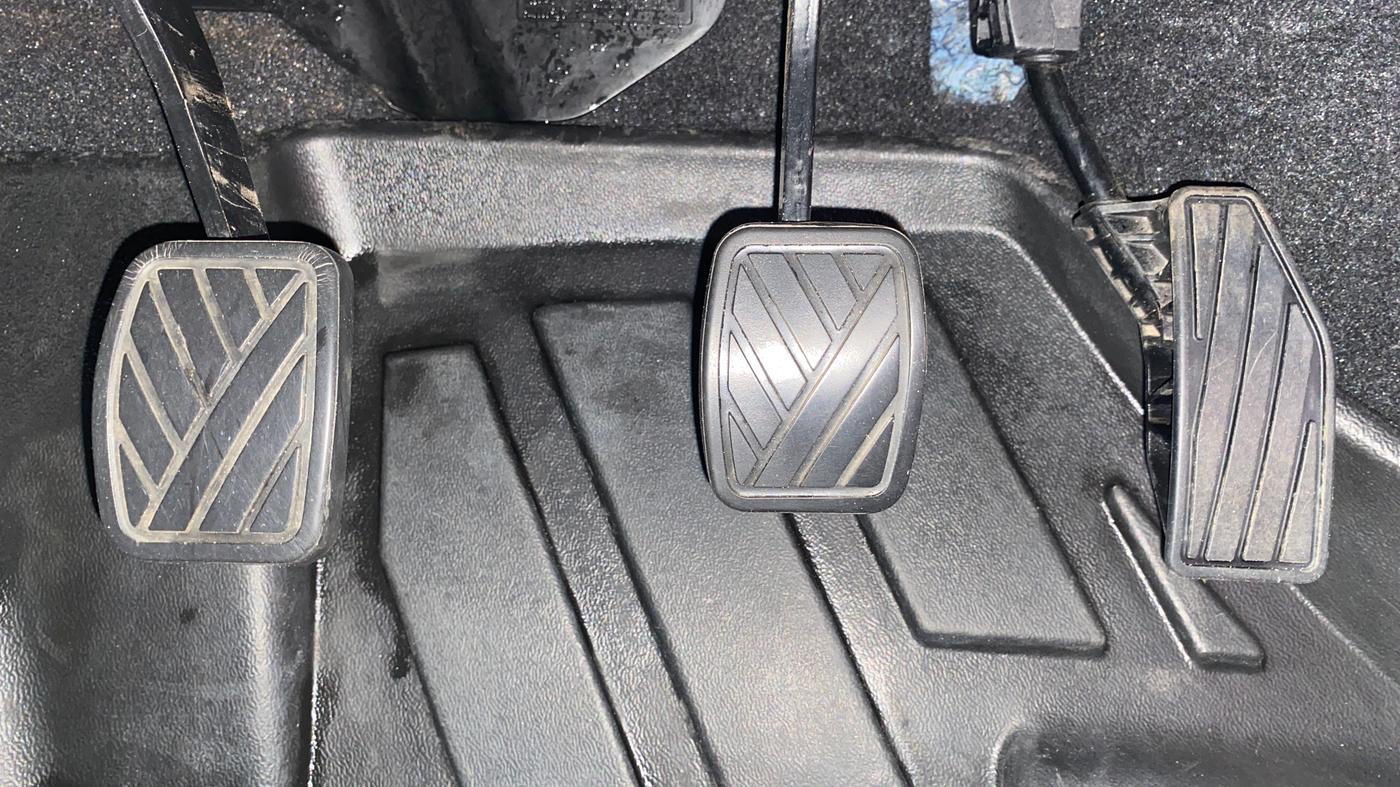 2022 Toyota Glanza V, Petrol, Manual, 51,914 km, Pedals