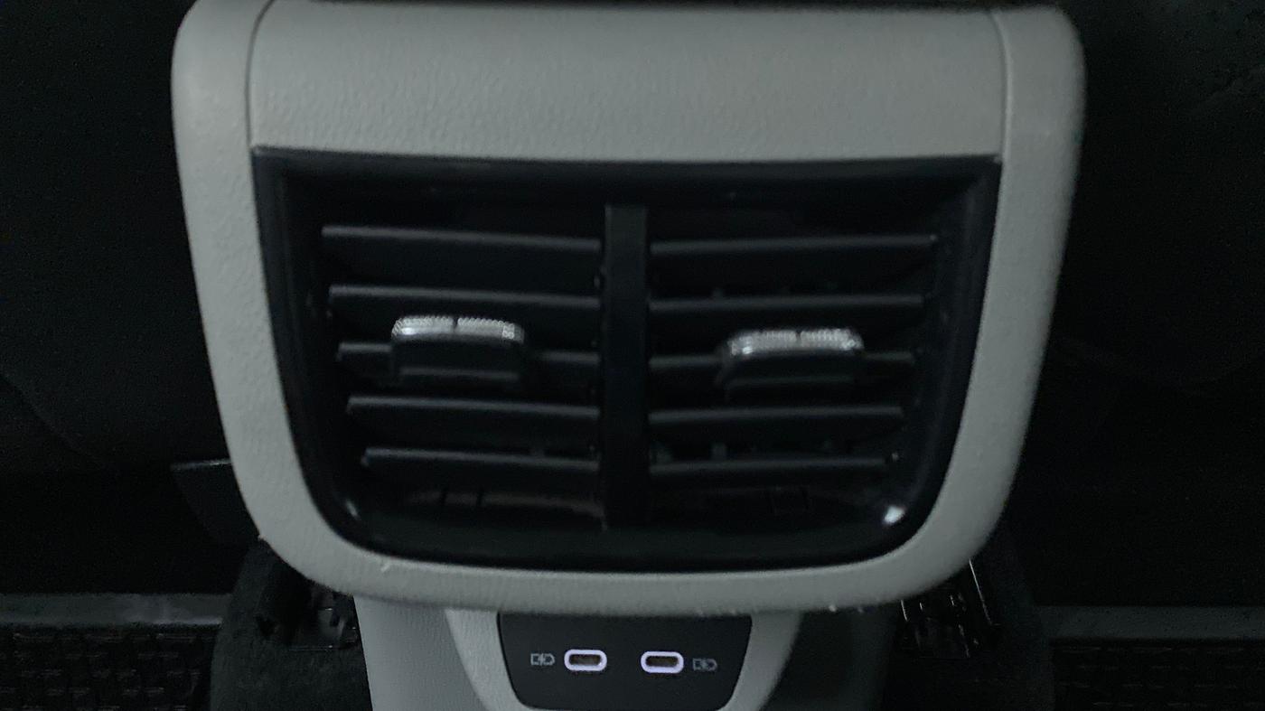 2021 Skoda KUSHAQ AMBITION 1.0 TSI AT, Petrol, Automatic, 8,956 km, Rear AC Vents