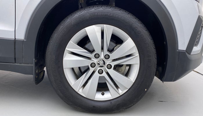 2021 Skoda KUSHAQ AMBITION 1.0 TSI AT, Petrol, Automatic, 8,956 km, Right Front Wheel