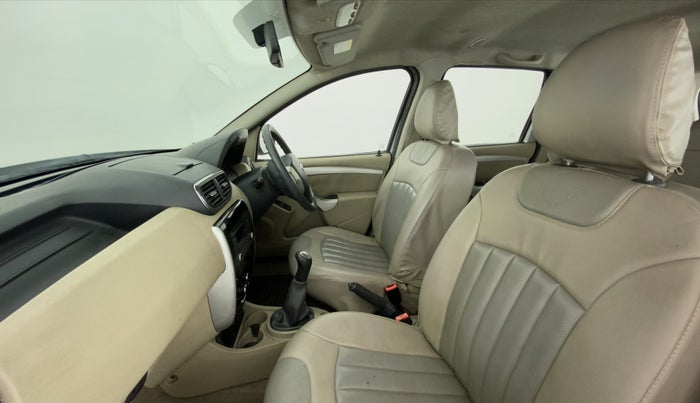 2014 Nissan Terrano XL P, Petrol, Manual, 43,435 km, Right Side Front Door Cabin