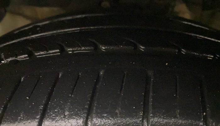 2015 Honda Mobilio 1.5L I-DTEC V, Diesel, Manual, 85,893 km, Left Front Tyre Tread