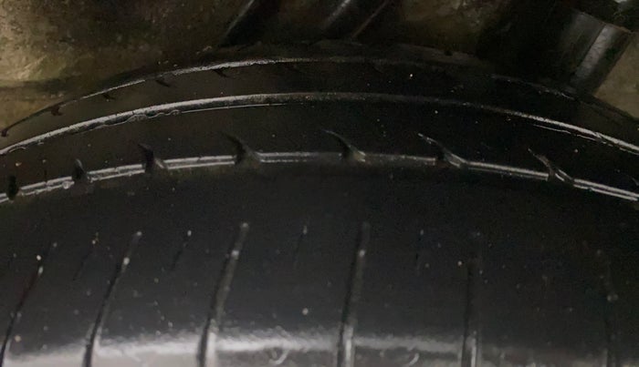 2015 Honda Mobilio 1.5L I-DTEC V, Diesel, Manual, 85,893 km, Left Rear Tyre Tread