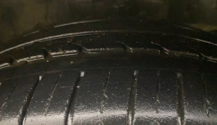 2015 Honda Mobilio 1.5L I-DTEC V, Diesel, Manual, 85,893 km, Right Front Tyre Tread