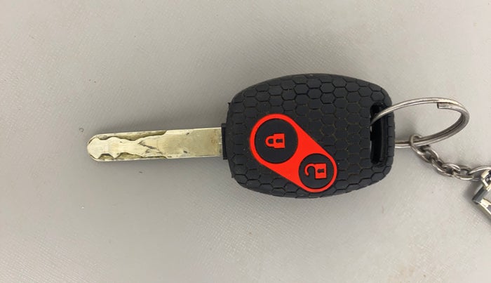 2015 Honda Mobilio 1.5L I-DTEC V, Diesel, Manual, 85,893 km, Key Close Up