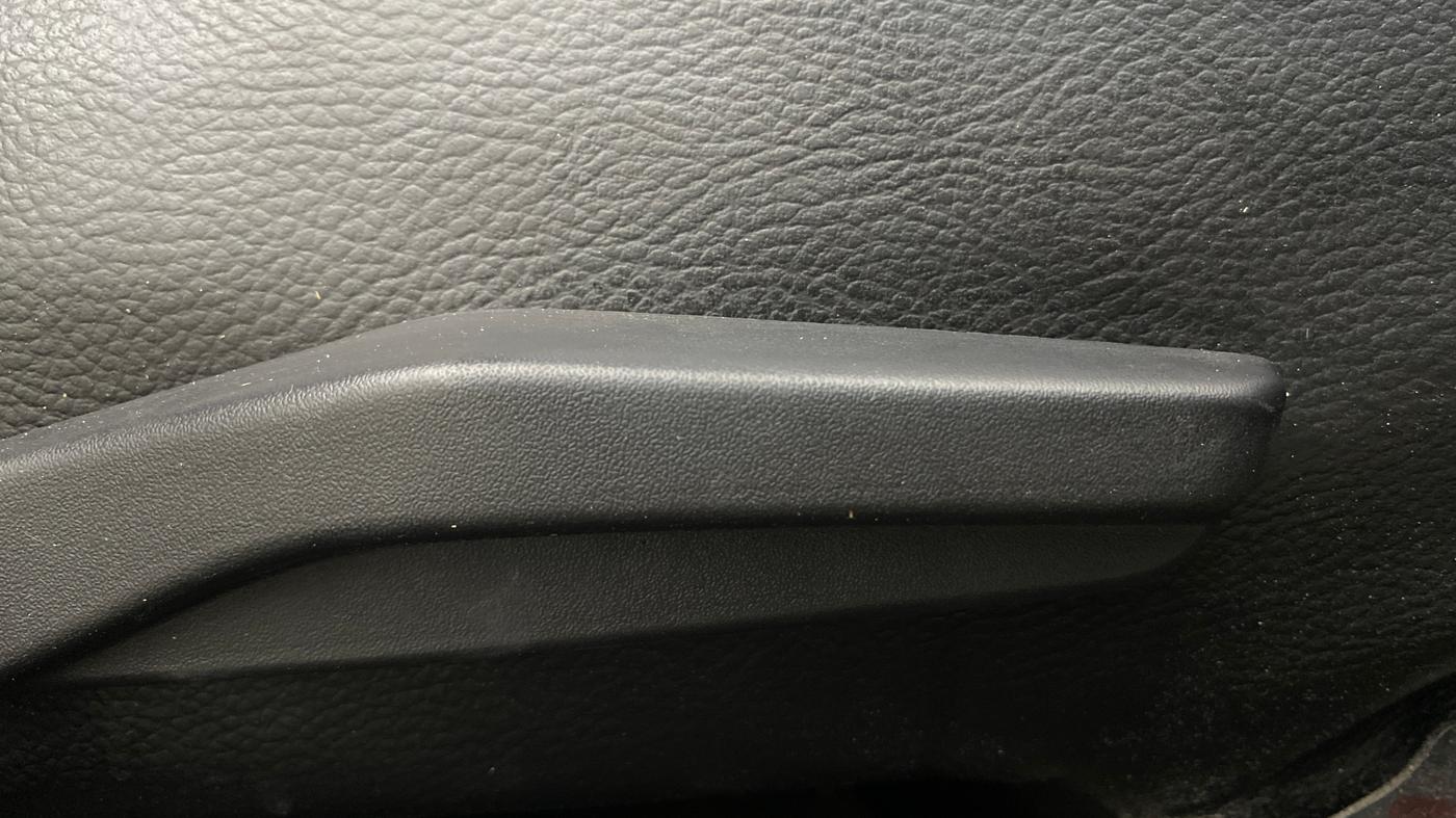 2017 Maruti Baleno ZETA PETROL 1.2, Petrol, Manual, 68,218 km, Driver Side Adjustment Panel