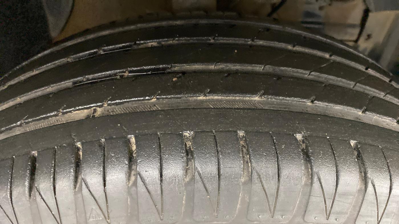 2021 Toyota URBAN CRUISER PREMIUM MT, Petrol, Manual, 14,807 km, Right Front Tyre Tread