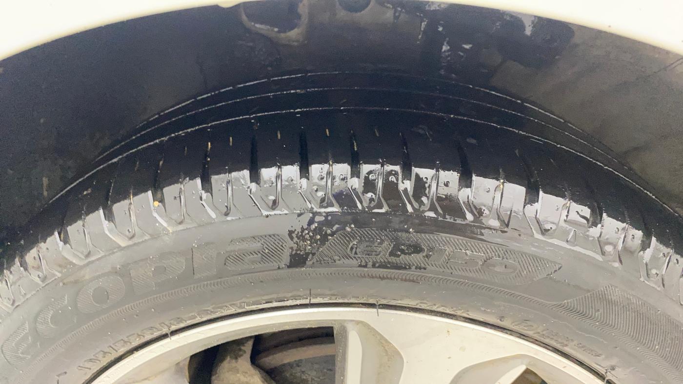 2019 Hyundai Verna 1.6 VTVT SX O, Petrol, Manual, 34,916 km, Left Front Tyre Tread