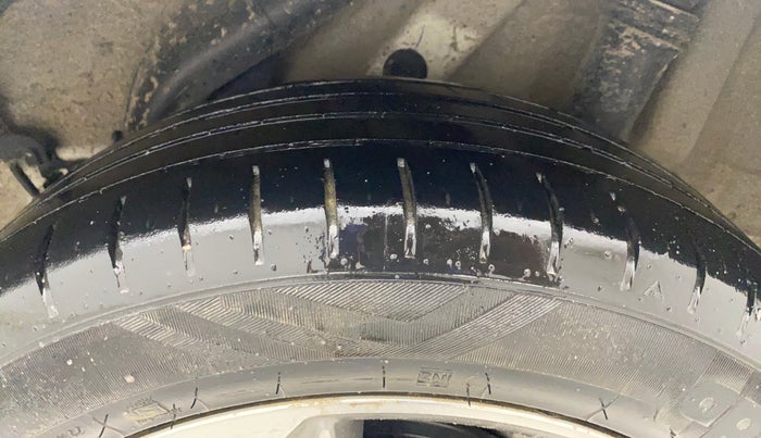 2019 Hyundai Verna 1.6 VTVT SX O, Petrol, Manual, 34,916 km, Left Rear Tyre Tread