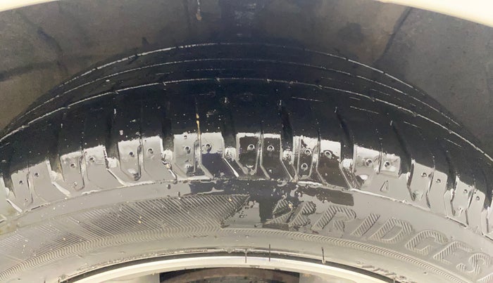 2019 Hyundai Verna 1.6 VTVT SX O, Petrol, Manual, 34,916 km, Right Front Tyre Tread