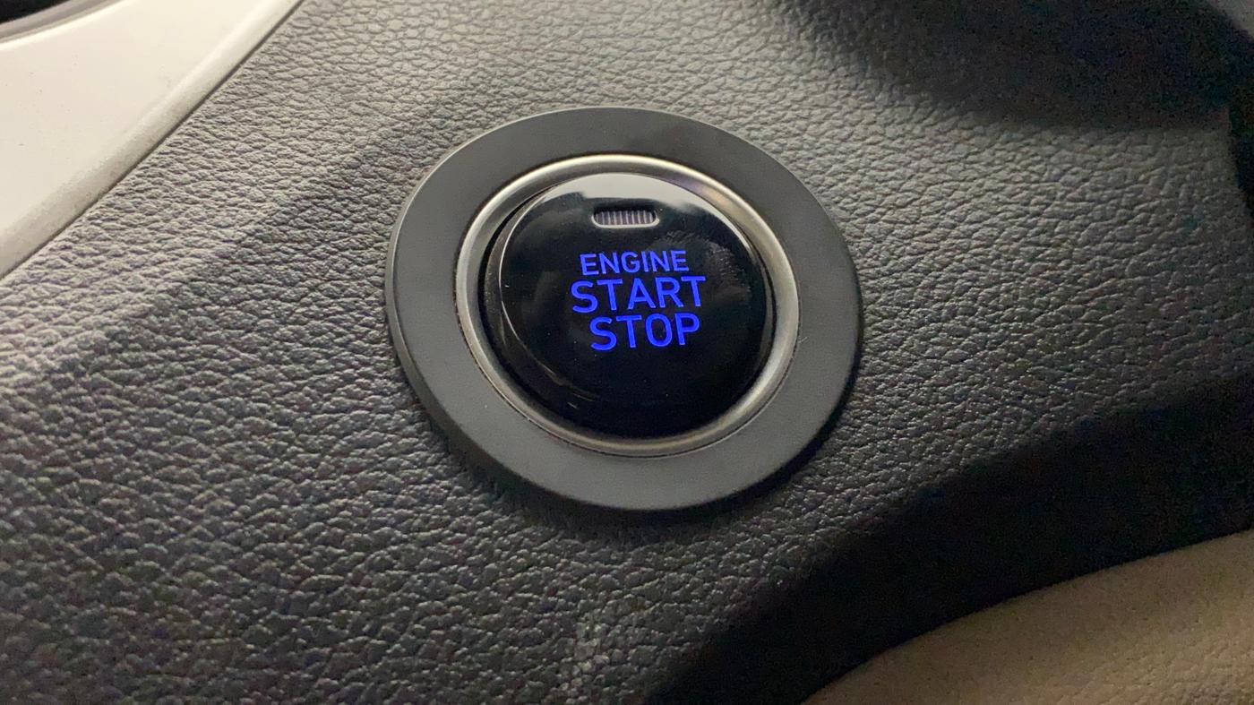 2019 Hyundai Verna 1.6 VTVT SX O, Petrol, Manual, 34,916 km, Keyless Start/ Stop Button