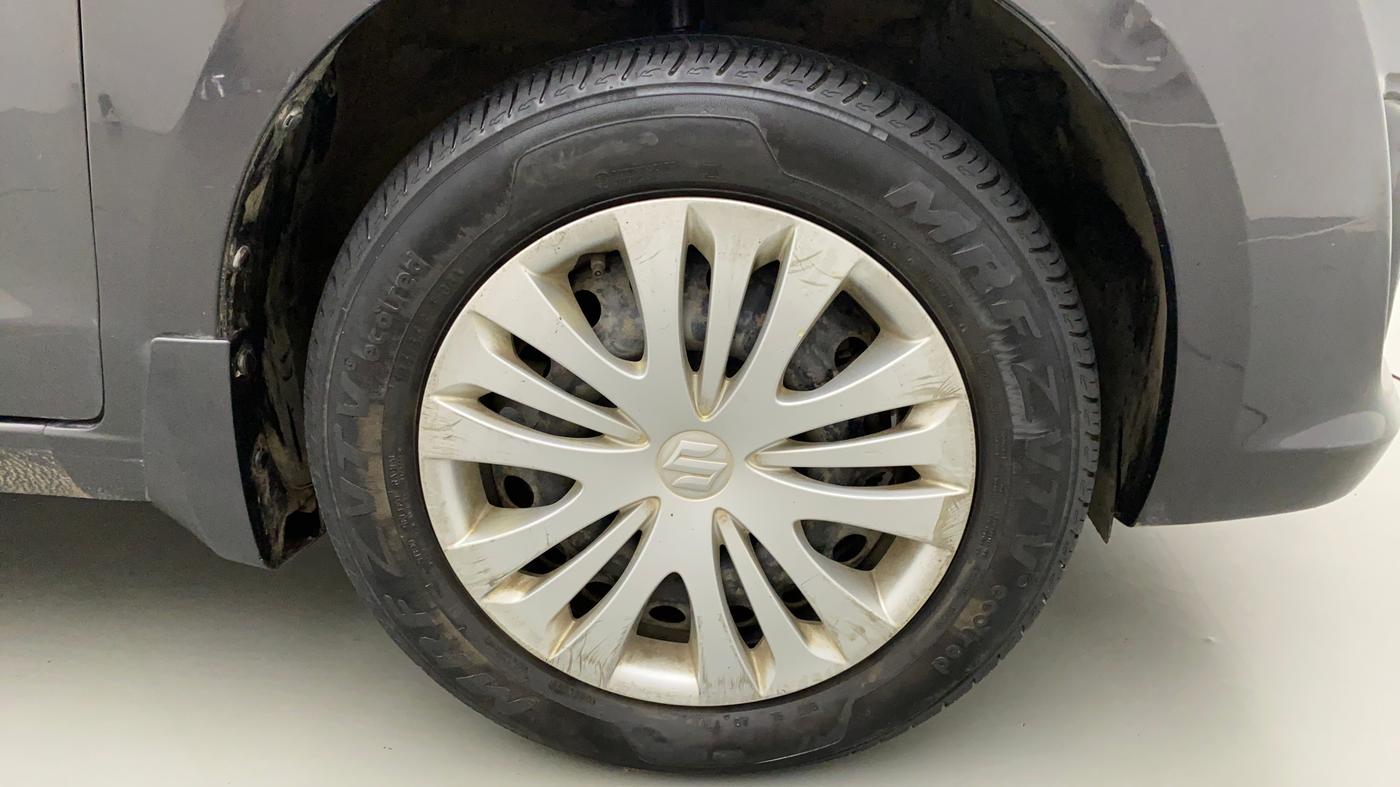 2015 Maruti Ertiga VXI CNG, CNG, Manual, 67,478 km, Right Front Wheel
