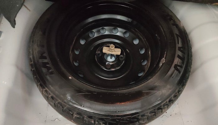 2014 Hyundai Verna FLUIDIC 1.6 VTVT EX, Petrol, Manual, 95,810 km, Spare Tyre