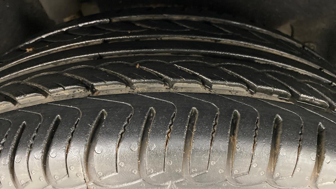 2020 Ford Ecosport TITANIUM + 1.5L PETROL AT, Petrol, Automatic, 31,724 km, Right Rear Tyre Tread