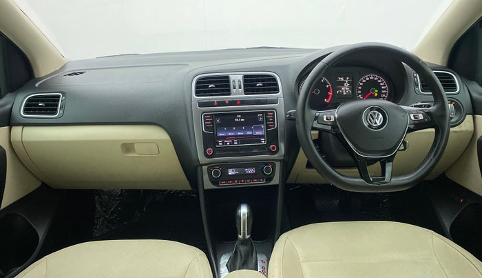 2021 Volkswagen Vento HIGHLINE PLUS 1.0L TSI AT, Petrol, Automatic, 6,075 km, Dashboard