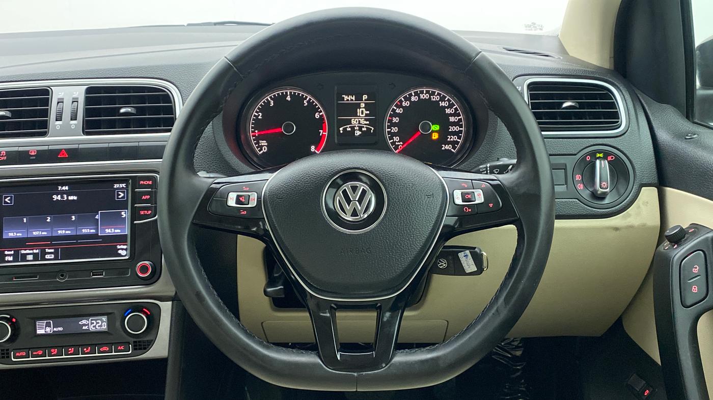 2021 Volkswagen Vento HIGHLINE PLUS 1.0L TSI AT, Petrol, Automatic, 6,075 km, Steering Wheel Close Up