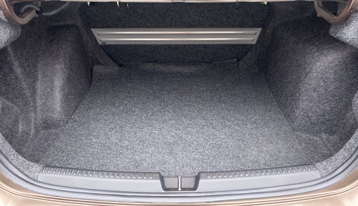 2021 Volkswagen Vento HIGHLINE PLUS 1.0L TSI AT, Petrol, Automatic, 6,075 km, Boot Inside