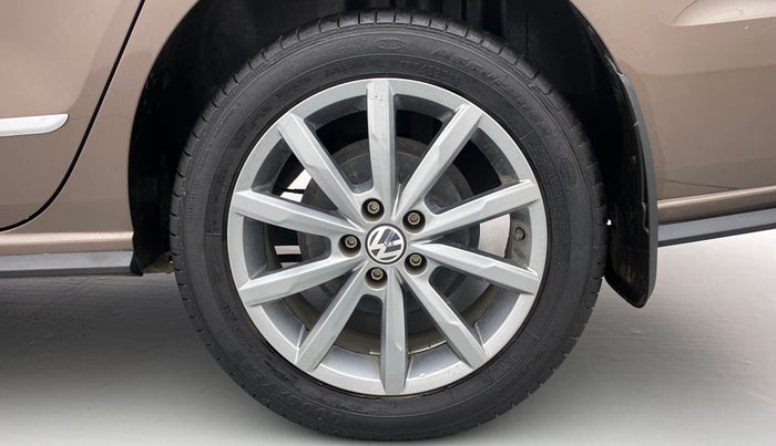 2021 Volkswagen Vento HIGHLINE PLUS 1.0L TSI AT, Petrol, Automatic, 6,075 km, Left Rear Wheel