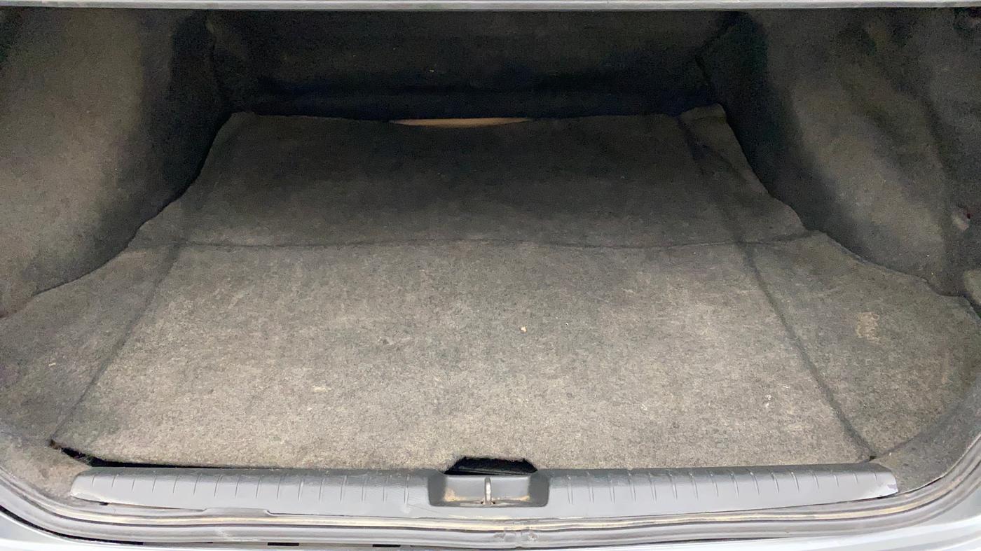 2010 Honda Civic 1.8L I-VTEC V AT, Petrol, Automatic, 1,14,075 km, Boot Inside
