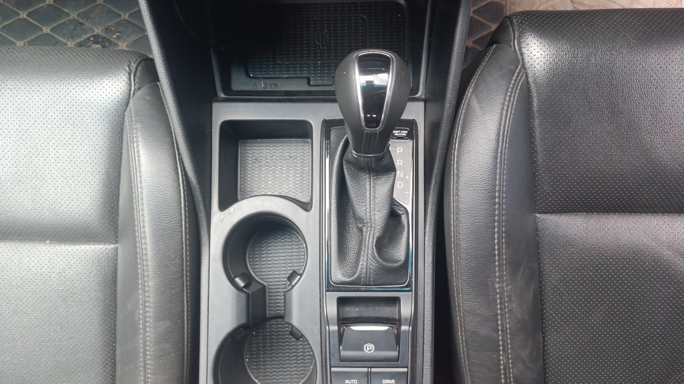 2020 Hyundai Tucson GLS 2WD AT DIESEL, Diesel, Automatic, 28,510 km, Gear Lever