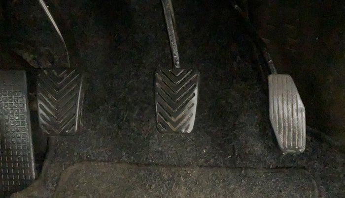 2011 Hyundai Santro Xing GLS, Petrol, Manual, 56,061 km, Pedals