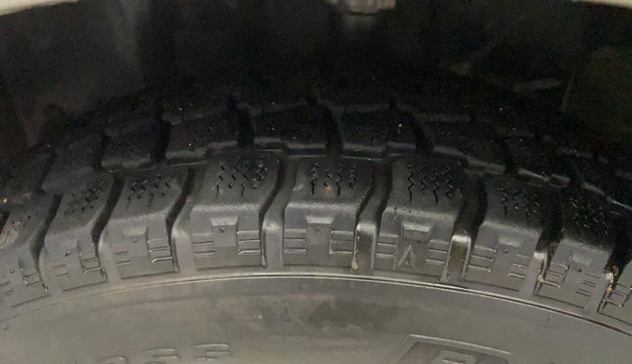 2017 Datsun Redi Go T (O), Petrol, Manual, 38,051 km, Left Front Tyre Tread