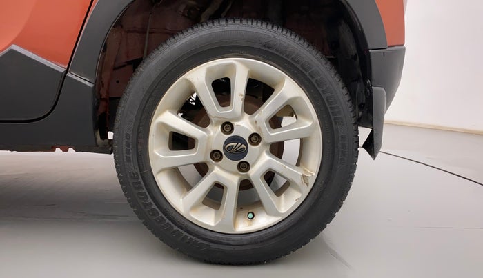 2017 Mahindra Kuv100 K8 6 STR, Petrol, Manual, 46,967 km, Left Rear Wheel