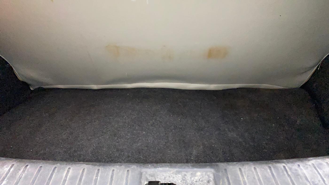 2017 Mahindra Kuv100 K8 6 STR, Petrol, Manual, 46,967 km, Boot Inside