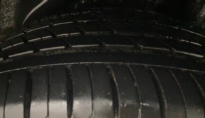 2019 Hyundai Verna 1.6 VTVT SX O, Petrol, Manual, 66,006 km, Left Rear Tyre Tread