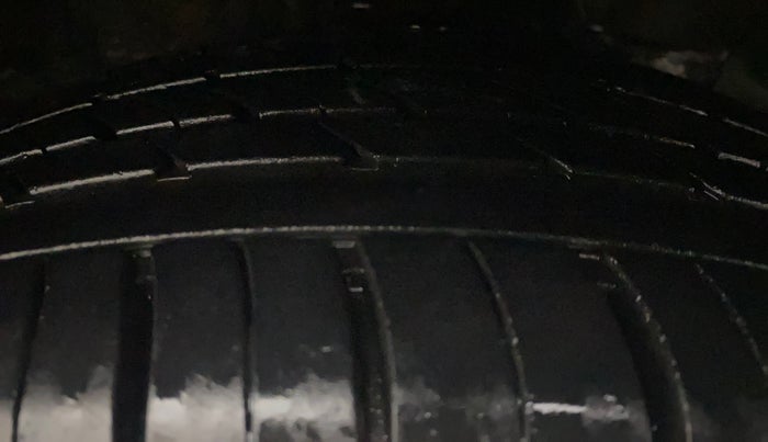 2019 Hyundai Verna 1.6 VTVT SX O, Petrol, Manual, 66,006 km, Right Front Tyre Tread