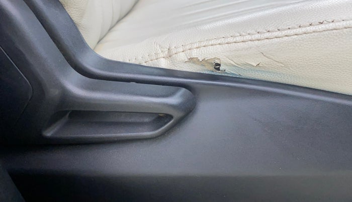 2022 Tata Tiago XT PETROL, Petrol, Manual, 68,536 km, Driver Side Adjustment Panel