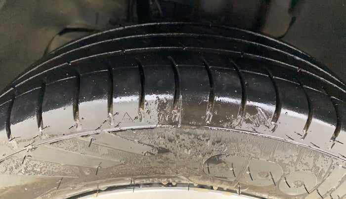 2022 Tata Tiago XT PETROL, Petrol, Manual, 68,536 km, Left Front Tyre Tread