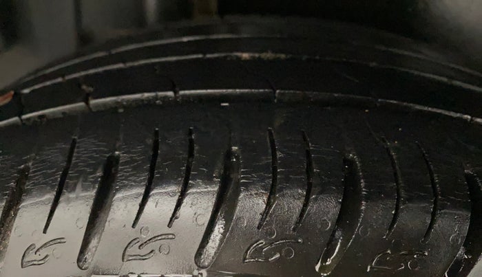 2022 Maruti Vitara Brezza VXI, Petrol, Manual, 33,540 km, Right Rear Tyre Tread