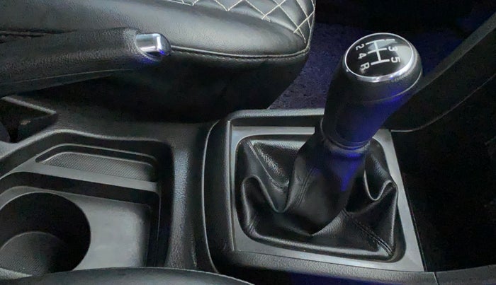 2022 Maruti Vitara Brezza VXI, Petrol, Manual, 33,540 km, Gear Lever