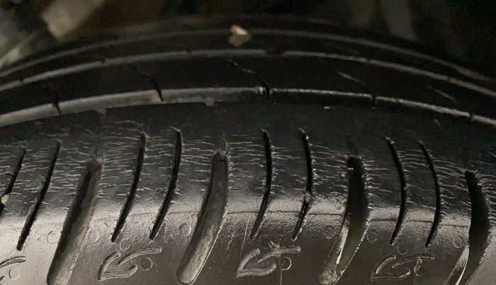 2022 Maruti Vitara Brezza VXI, Petrol, Manual, 33,540 km, Right Front Tyre Tread