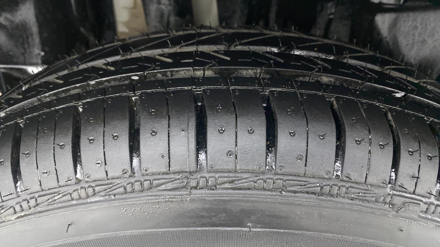 2020 Maruti Swift VXI, Petrol, Manual, 44,656 km, Right Rear Tyre Tread