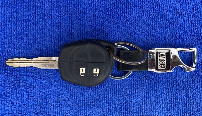 2020 Maruti Swift VXI, Petrol, Manual, 44,656 km, Key Close Up