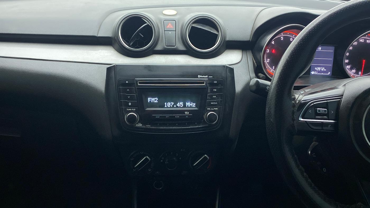 2020 Maruti Swift VXI, Petrol, Manual, 44,656 km, Air Conditioner