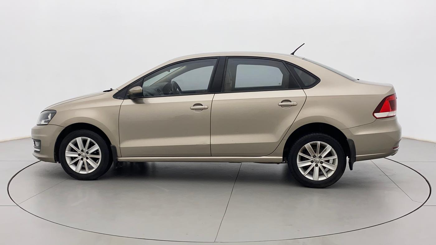 2015 Volkswagen Vento HIGHLINE 1.6 MPI, Petrol, Manual, 71,902 km, Left Side