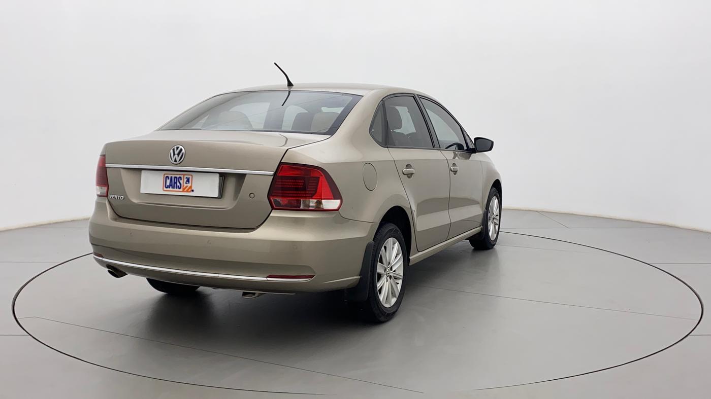 2015 Volkswagen Vento HIGHLINE 1.6 MPI, Petrol, Manual, 71,902 km, Right Back Diagonal