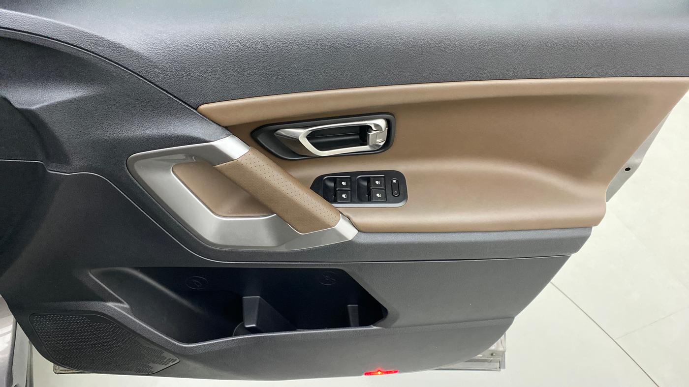 2019 Tata Harrier XZ 2.0L Kryotec, Diesel, Manual, 36,516 km, Driver Side Door Panels Control