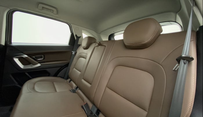 2019 Tata Harrier XZ 2.0L Kryotec, Diesel, Manual, 36,516 km, Right Side Rear Door Cabin
