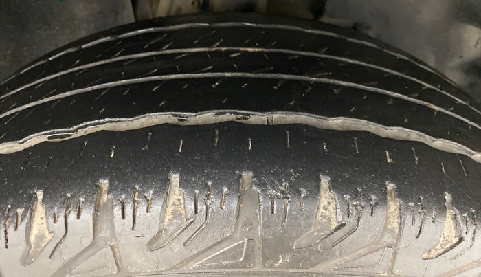 2019 Tata Harrier XZ 2.0L Kryotec, Diesel, Manual, 36,516 km, Right Front Tyre Tread
