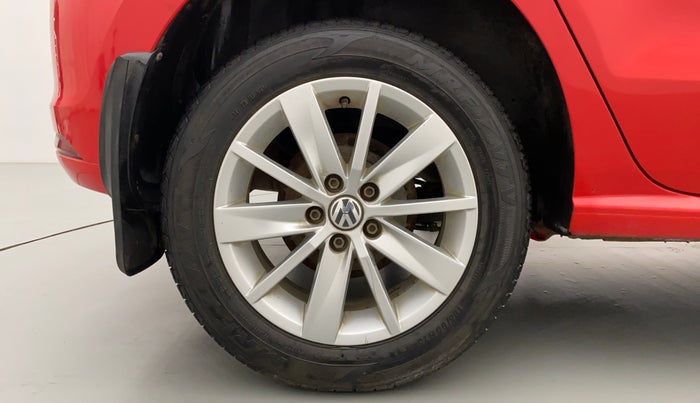 2016 Volkswagen Polo HIGHLINE1.2L, Petrol, Manual, 8,593 km, Right Rear Wheel