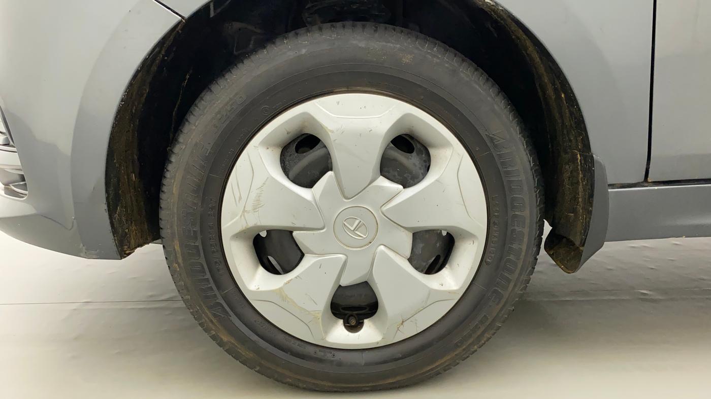 2021 Tata Tiago XT PETROL, Petrol, Manual, 38,334 km, Left Front Wheel