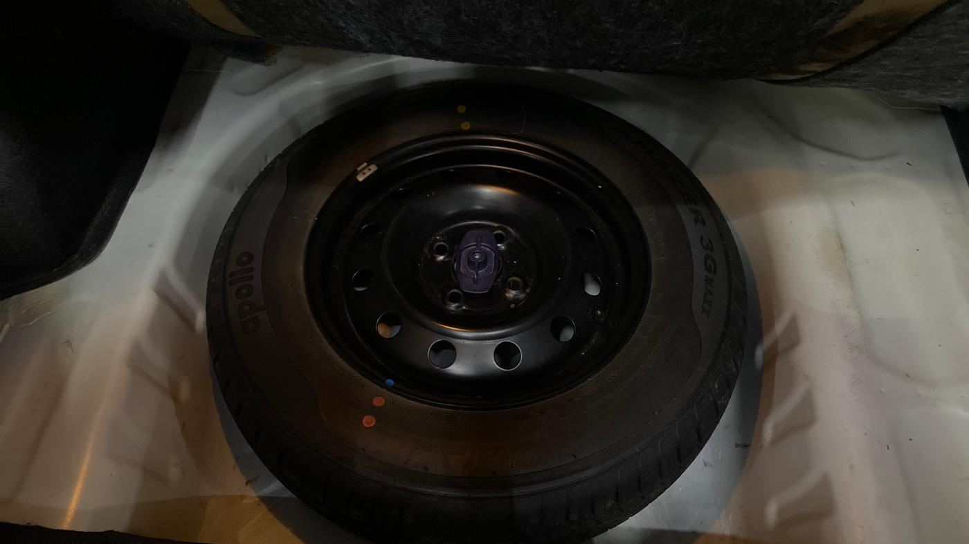 2018 Maruti Dzire VXI, Petrol, Manual, 61,075 km, Spare Tyre