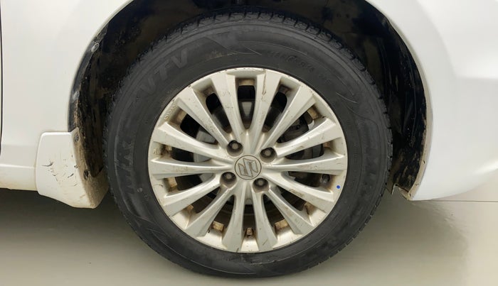 2014 Maruti Ciaz ZXI AT, CNG, Automatic, 83,357 km, Right Front Wheel