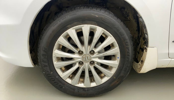 2014 Maruti Ciaz ZXI AT, CNG, Automatic, 83,357 km, Left Front Wheel