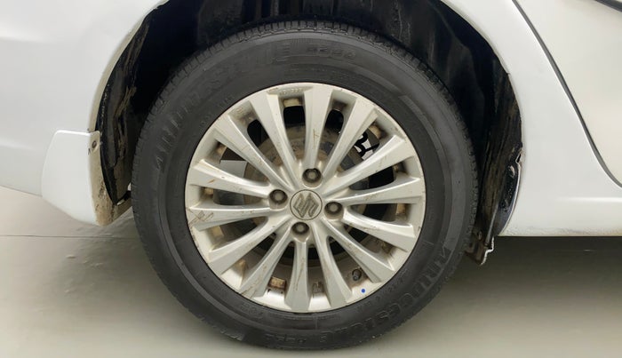 2014 Maruti Ciaz ZXI AT, CNG, Automatic, 83,357 km, Right Rear Wheel